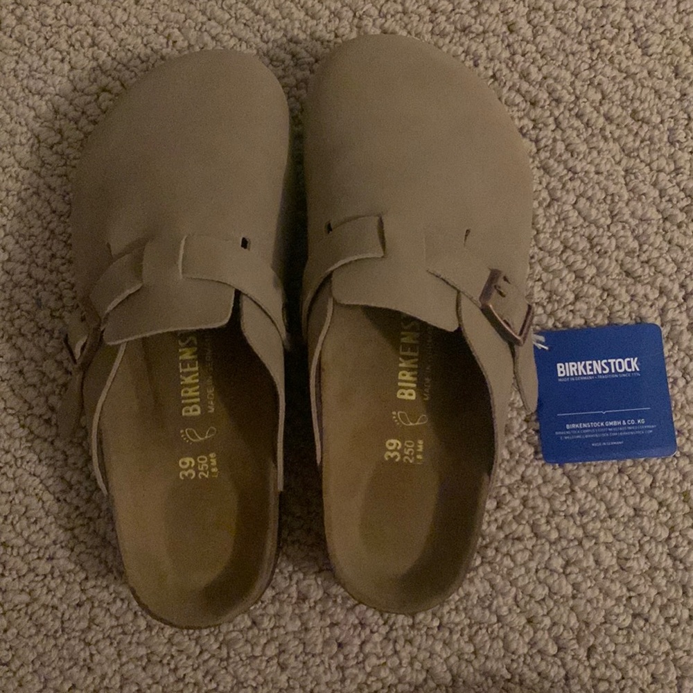 Birkenstock Bostons size 39